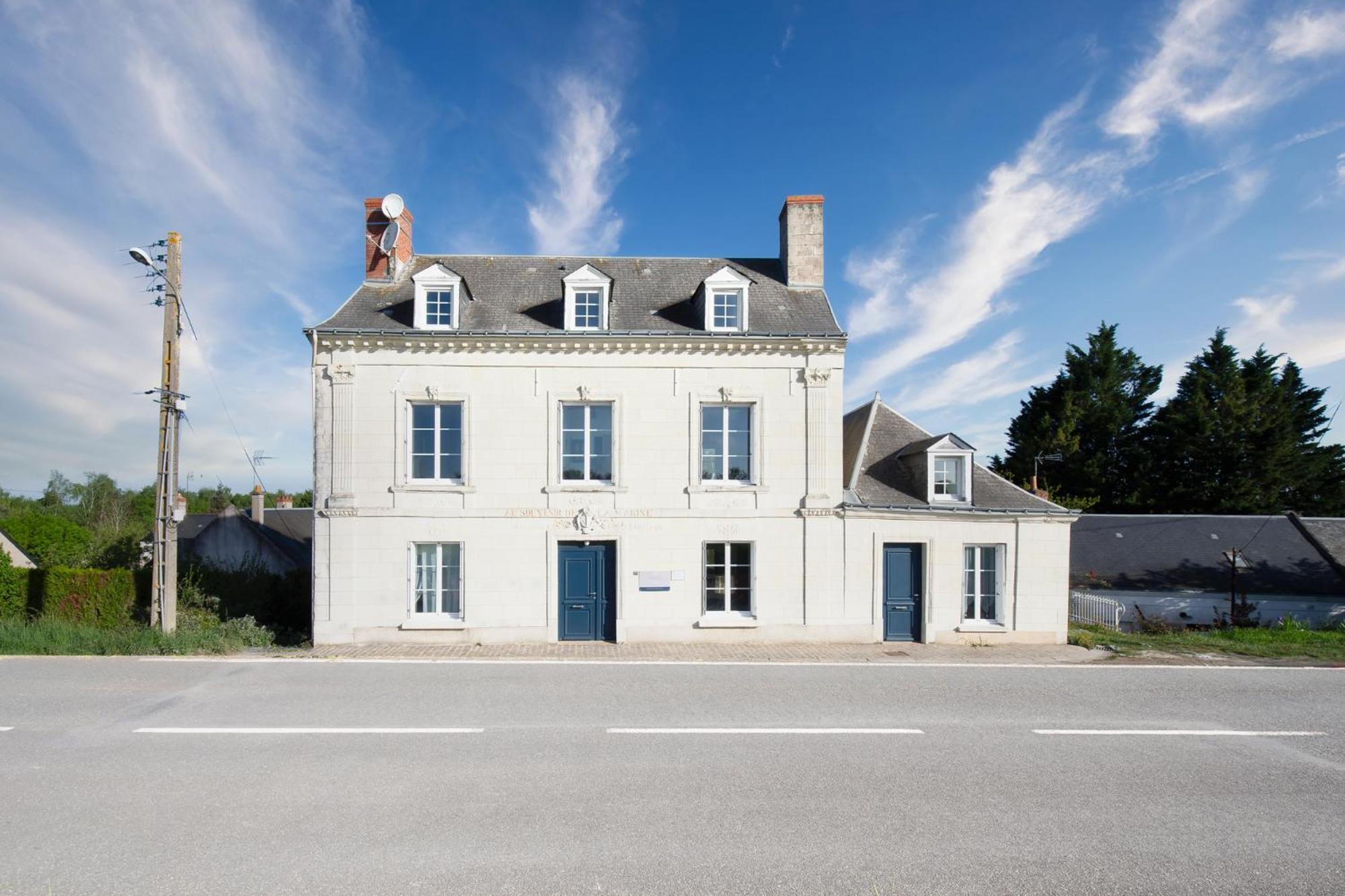Jacuzzi Et Vue Sur Loire - Maison D'Hotes L'Odyssee La Chapelle-sur-Loire Exterior photo